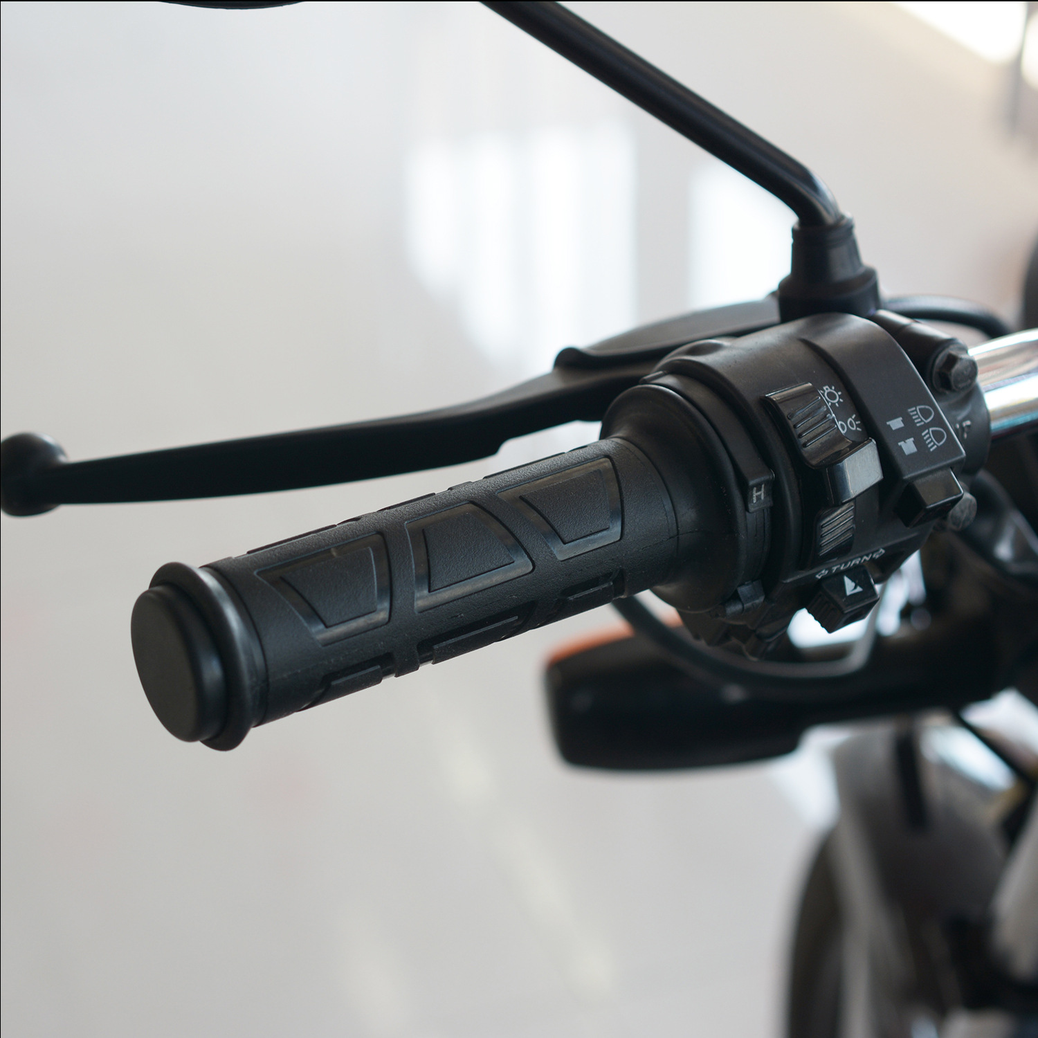 Mango calefactor para motocicl - Handlebar Grip Heated reseña y precio